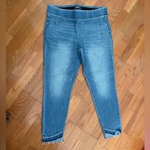 Medium wash jeggings